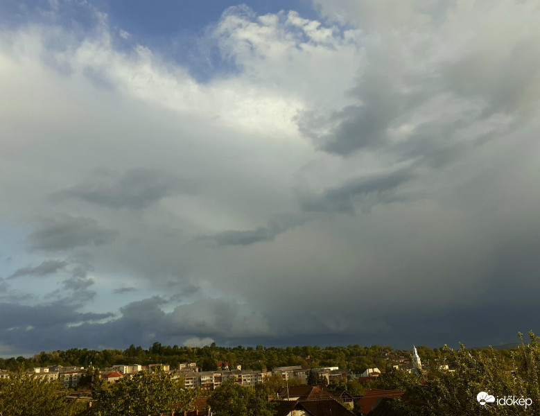 Elkerült, pár morgás azért hallható volt belőle!:)