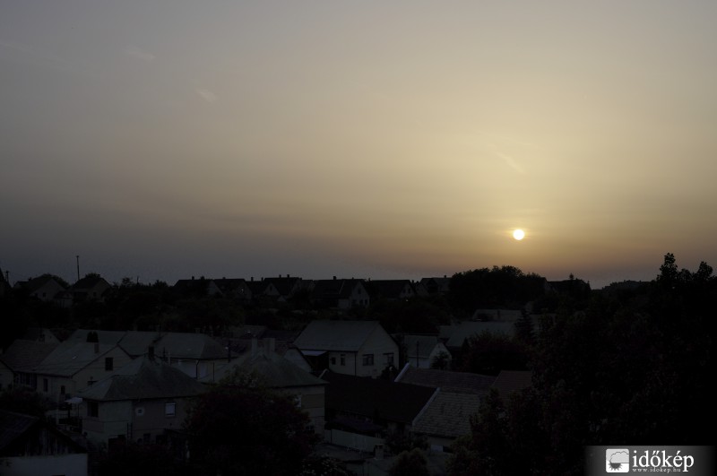 (Mór) Sivatagi homokos naplemente