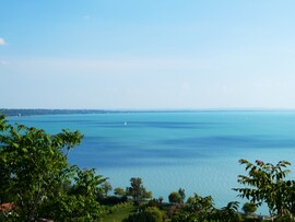BALATONAKARATTYA