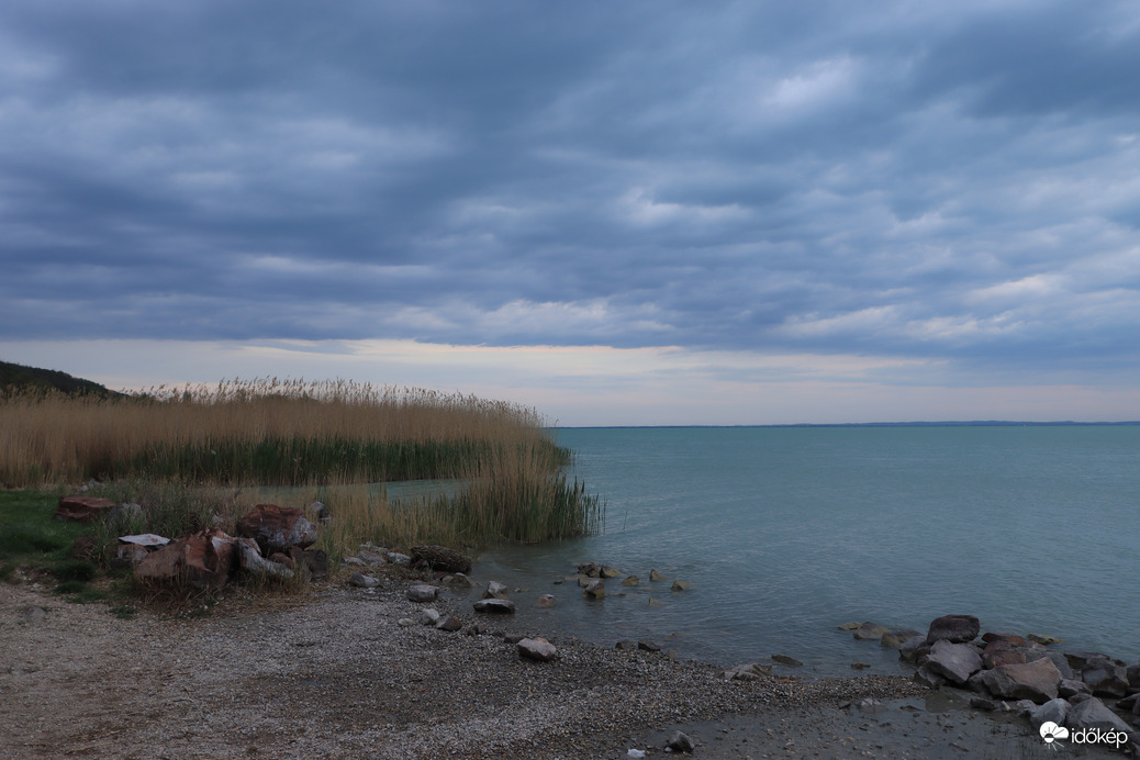 MEGÉRKEZETT A HIDEGFORNT