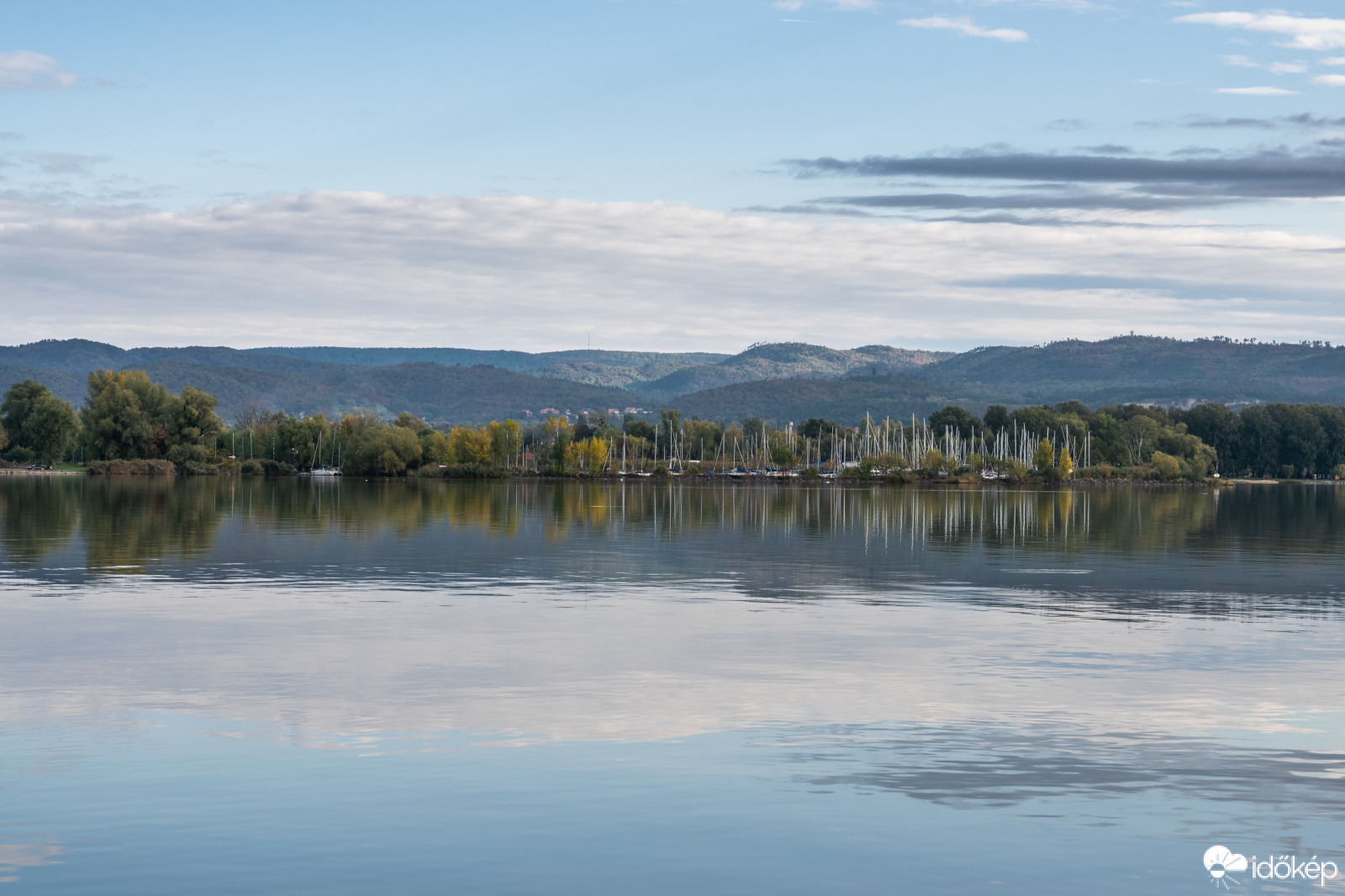 Megpihent vitorlások