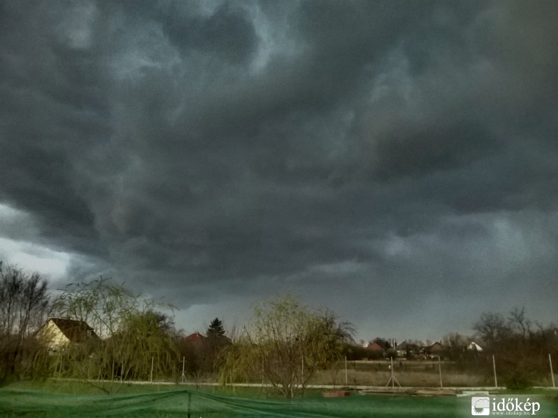 2015. első zivatara, Füzesabony