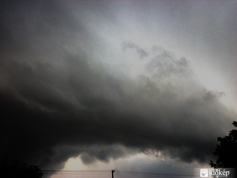 Közelről így nézett ki a cella, így érkezett Füzesabony felé