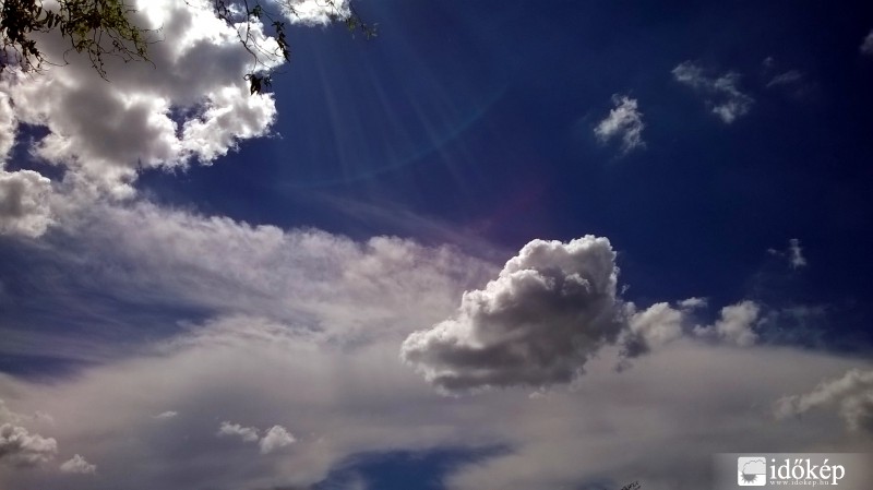 "Jóidőfelhő" :)
