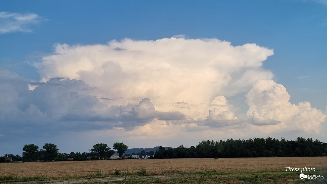Vácról látni a Hatvan meletti bulit