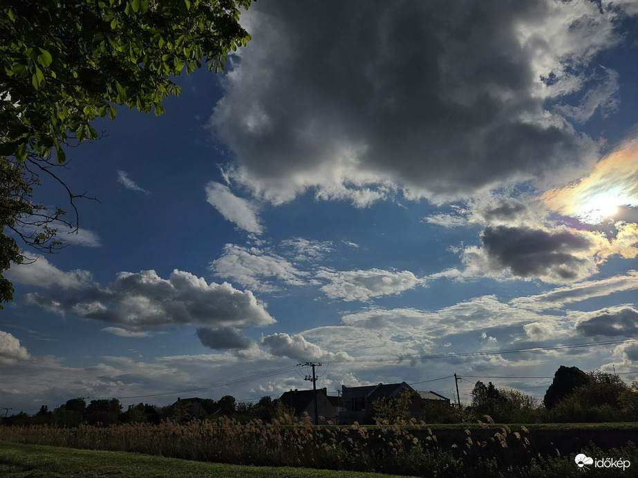 Délutáni felhős 2