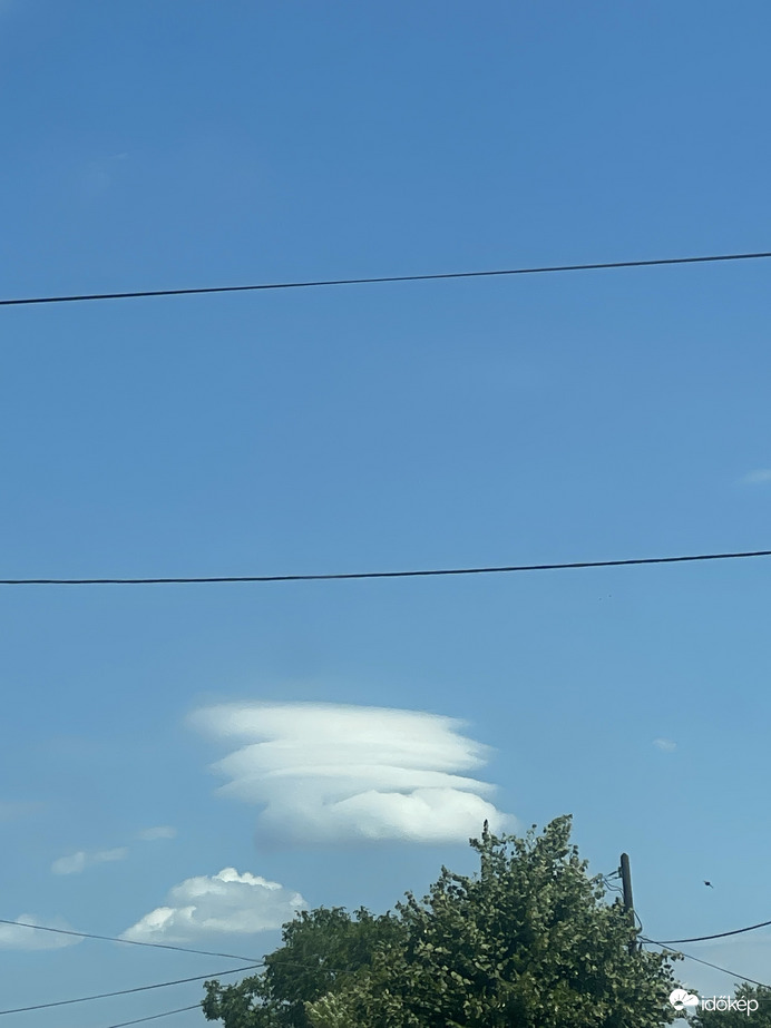 Felhő