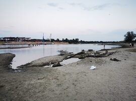 A Liget elsüllyedt gőzhajó a Dunában