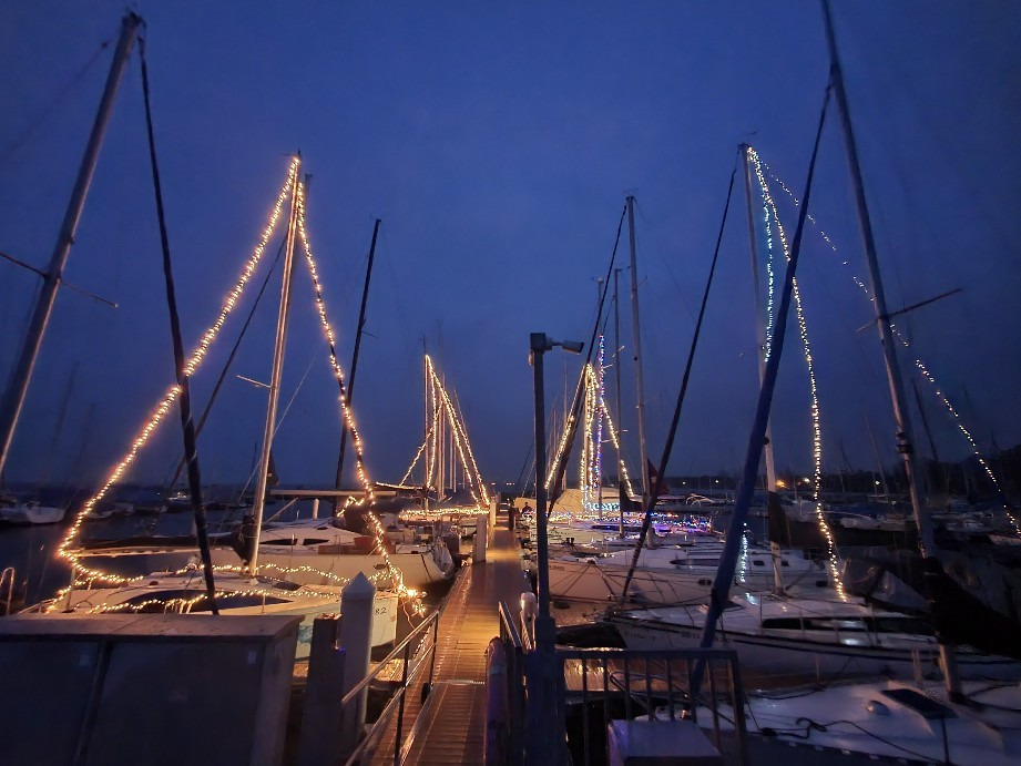 Balatonfenyves
