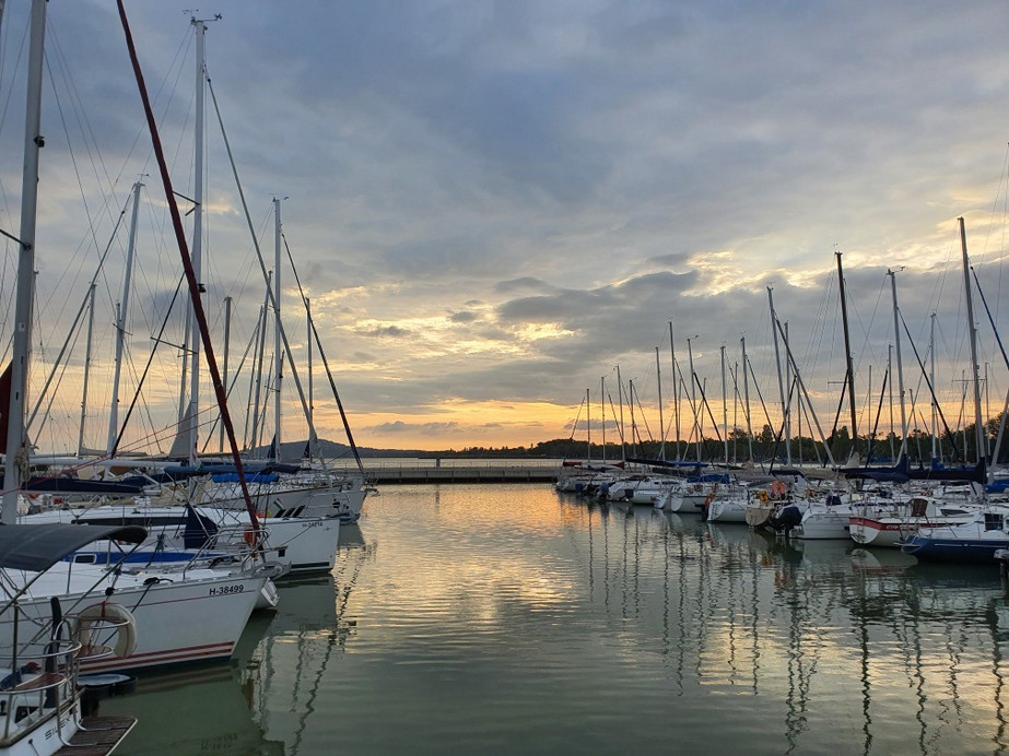 Balatonfenyves