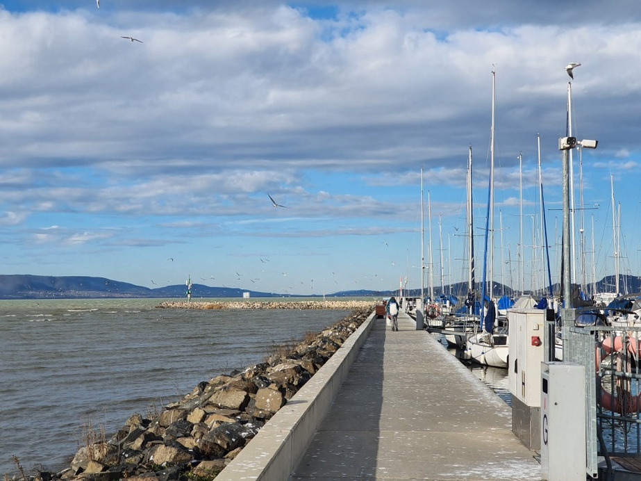 Balatonfenyves