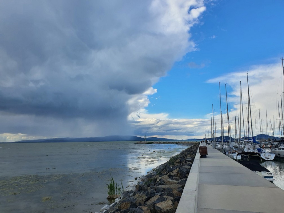 Balatonfenyves