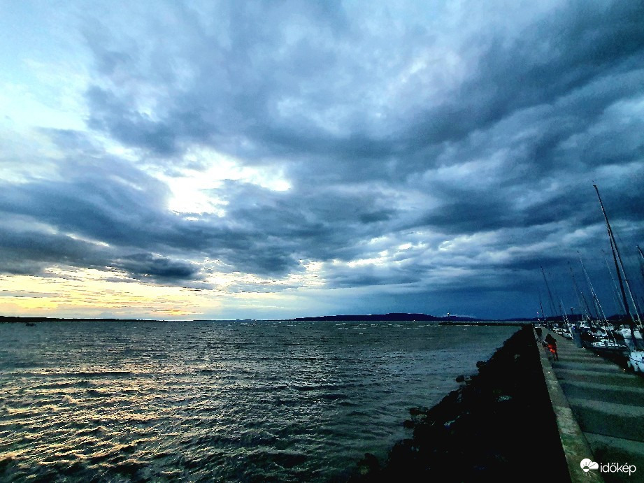 Balatonfenyves