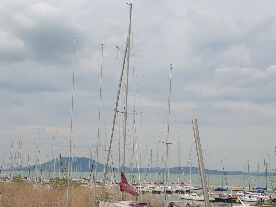 Balatonfenyves