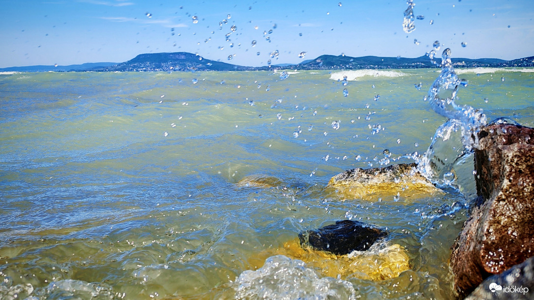Szeles Balaton... 