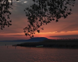 Másodpercek sorozata... 