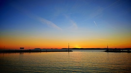 Kék és narancssárga 