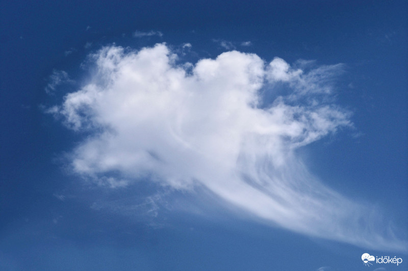 Cumulus virga tegnap délután