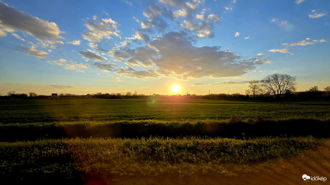 Alkonyat# Szekszárd