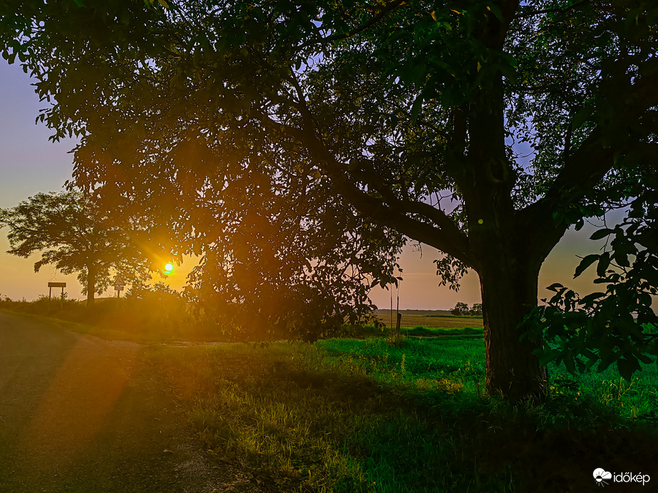 Nemeskocsi naplemente 