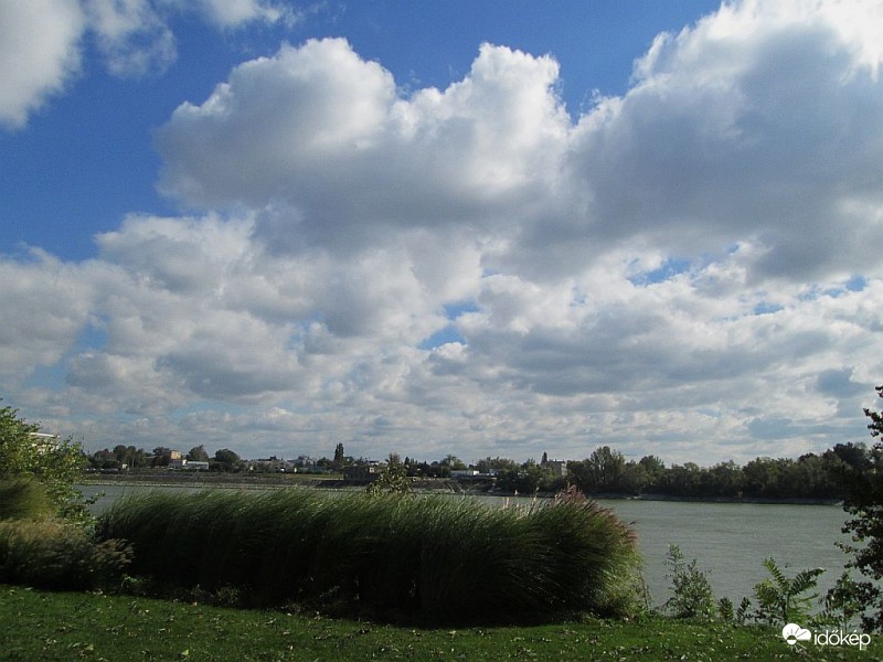 Ellentétes irány..