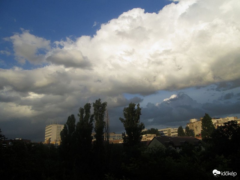 Tegnap este vihar előtt