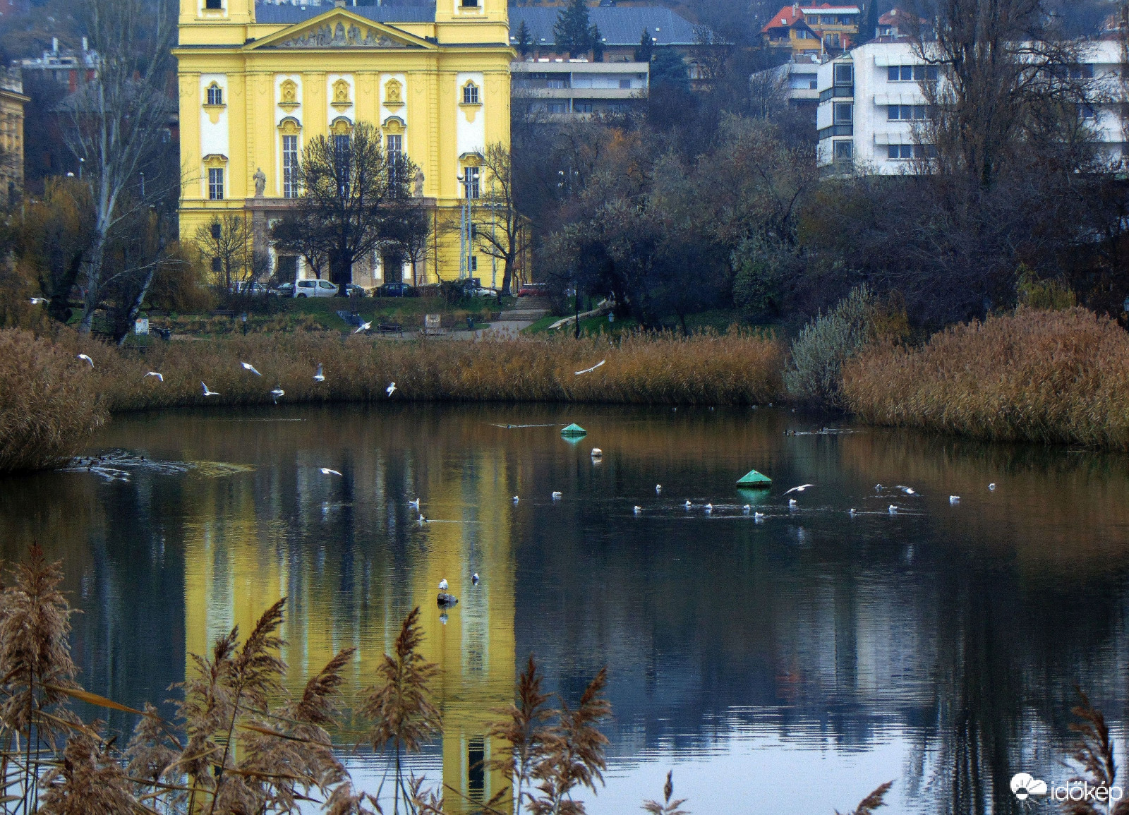 Szürke időben
