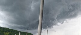 Komló