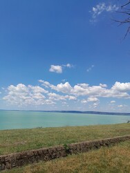 Balatonakarattya