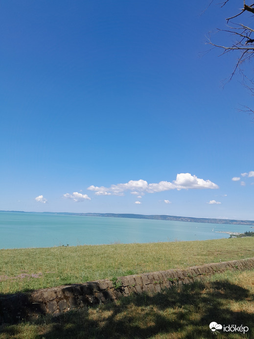 Balatonakarattya