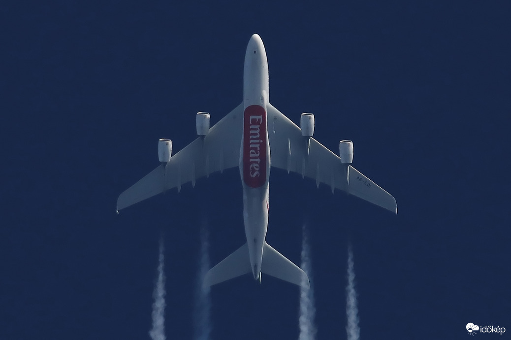 Airbus A380-861 --- 