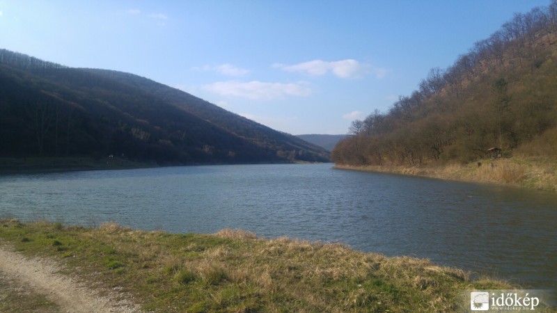 Sáta