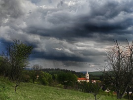Messzi eső sávok 