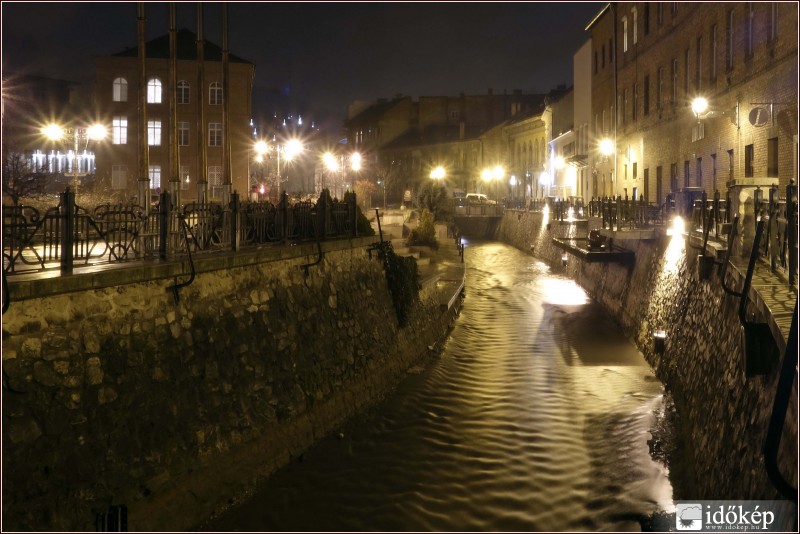 Van víz bőven