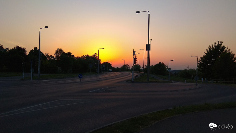 Nyári napfelkelte :)