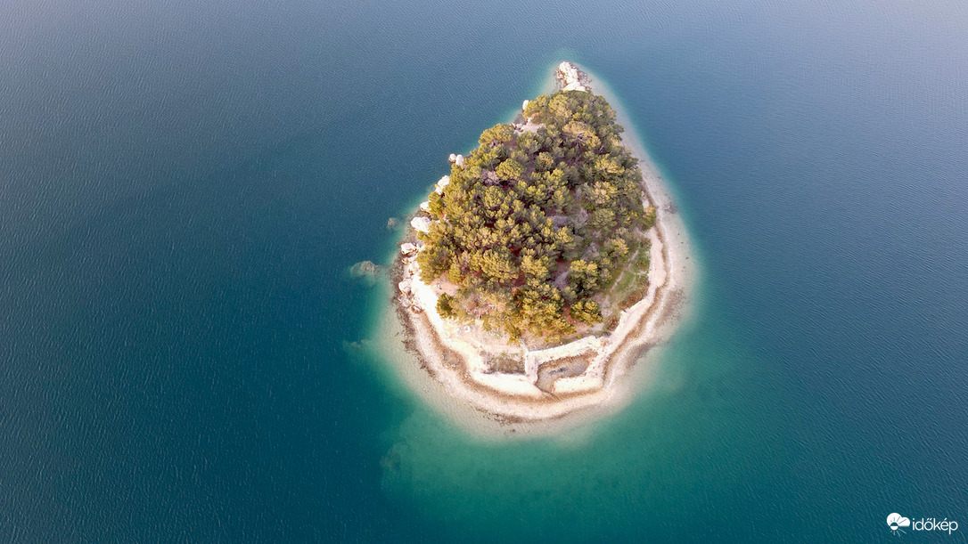 Otočić Sustipanac szigete (Horvátország)