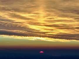 Torzulás és naposzlop a mai napkeltekor