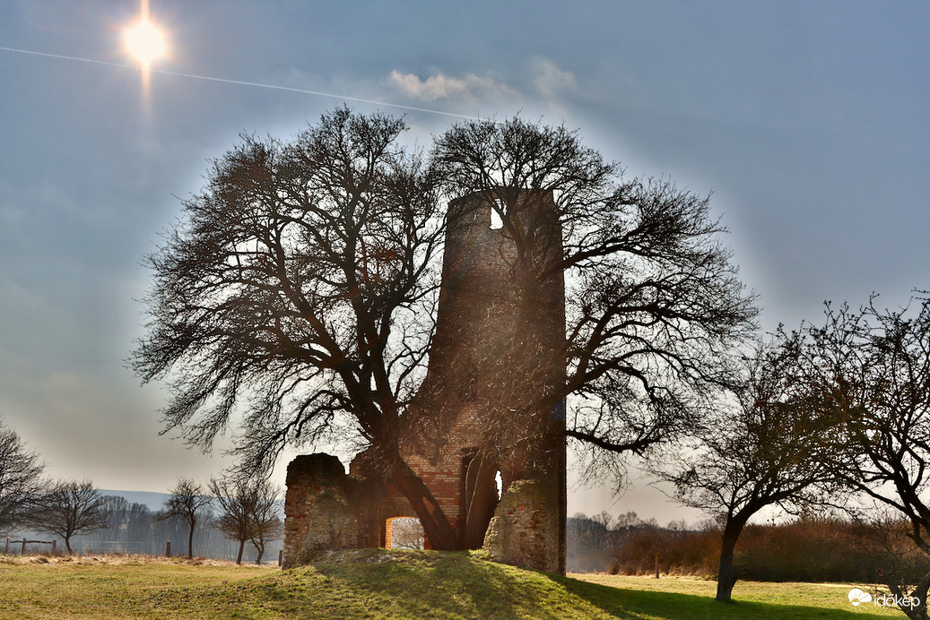 Nagykeszi-templomrom