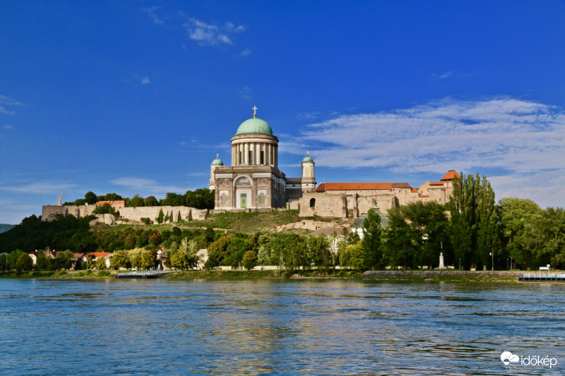 Bazilika-Vár