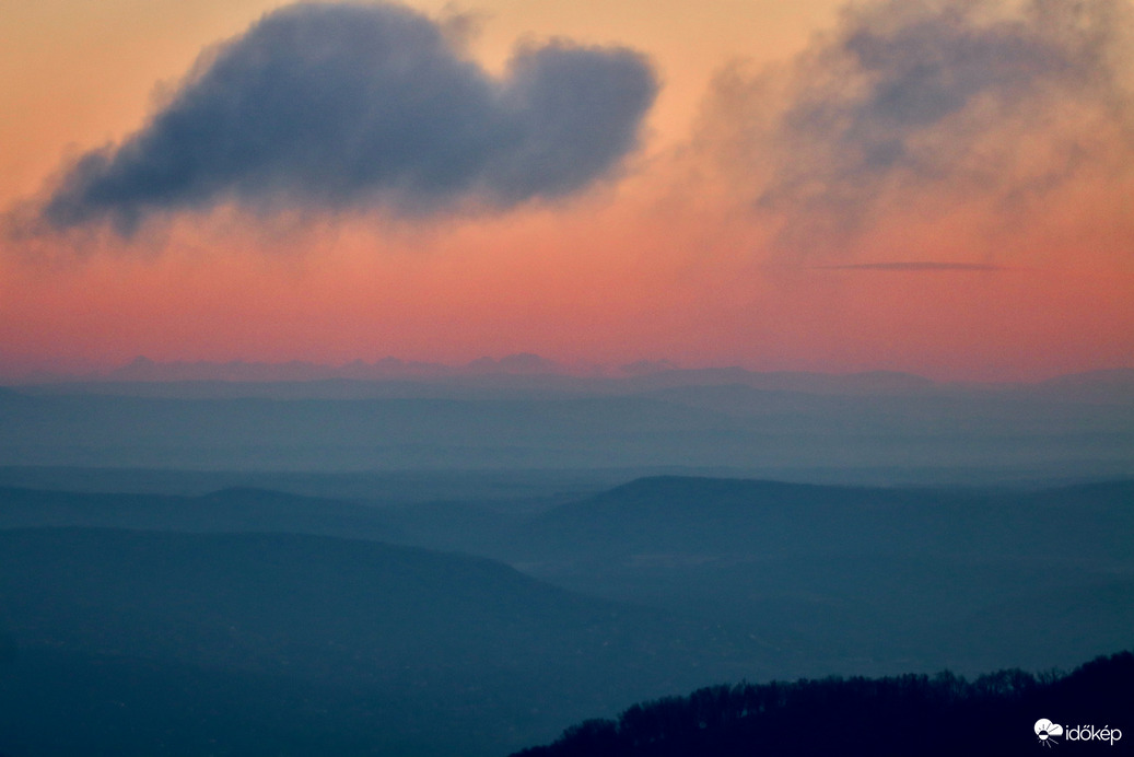 A Magas-Tárta Dobogókőről.