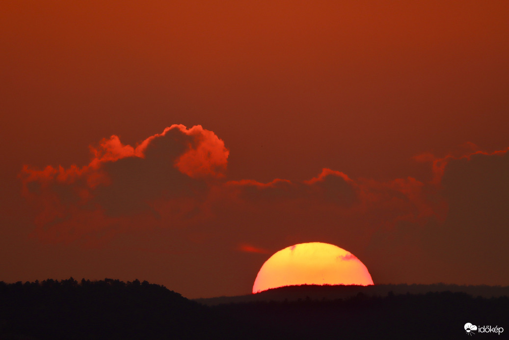 Április 10 naplemente III.