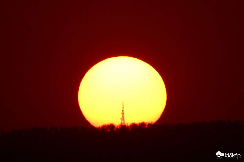 Kis gömbgyertya