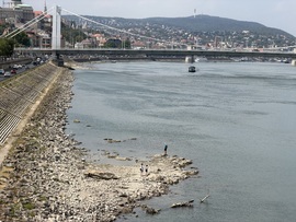 Szabadsághídról