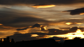 "Jól" tekert felhők