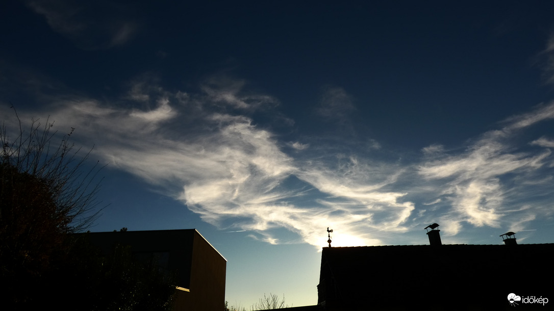 Szélkakas és a cirrusok