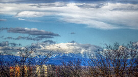 A szomszéd hegye mindig felhősebb ?