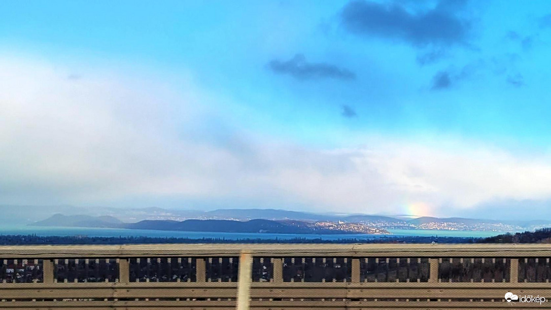 Szerdai szivárvány a Kőröshegyi völgyhídról