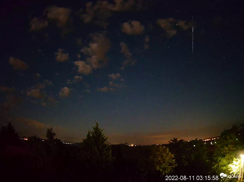 Perseidák meteor 2022-08-11 03-15-58