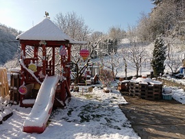 Áprilisi tréfa húsvétkor 