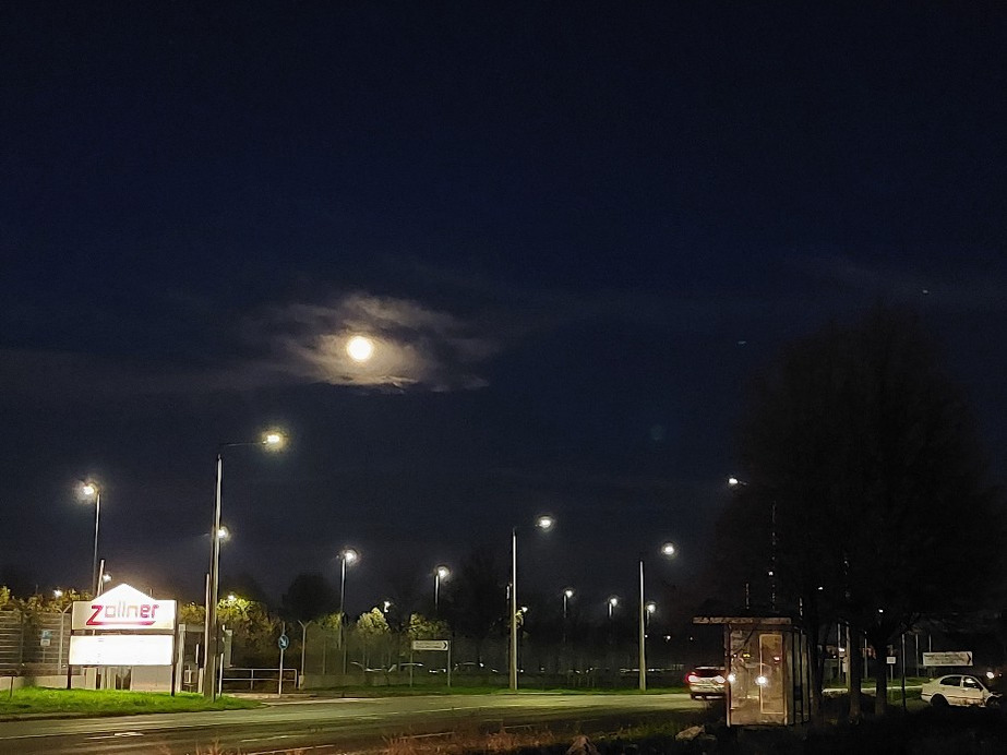 Vác